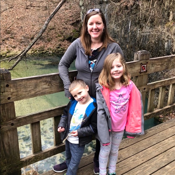 Meet your Posher, Kelly - Picture 3 of 6